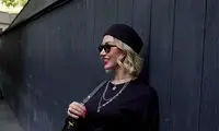 همسر بهرام رادان با این تیپ اسپرت متفاوت ظاهر شد