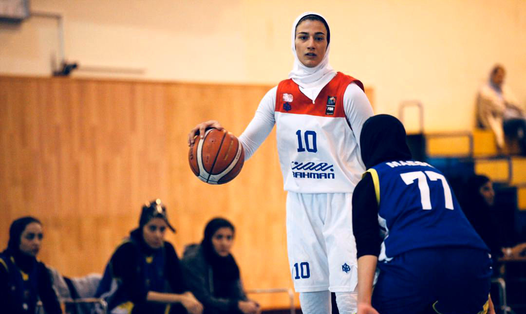 ستاره تیم ملی بسکتبال، کشف حجاب کرد