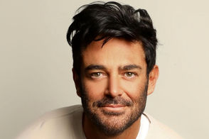 کلافگی رضا گلزار از هنرنمایی یکی از طرفدارانش سوژه شد