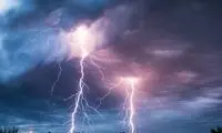 سیل و رعد و برق قربانی گرفت