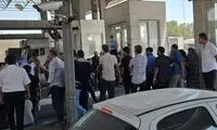 تجمع خانواده مفقودان حادثه بندر شهید رجایی