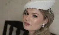 پسرخوانده اِبی با یک زن انگلیسی ازدواج کرد