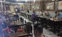 جمله‌ صادقانه‌ای که روی دیوار یک قهوه‌خانه نصب شد