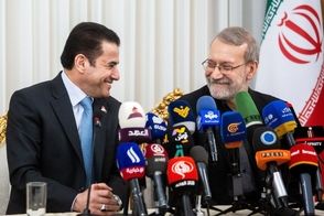 قاب معنادار لاریجانی با مقام عراقی جلب‌توجه کرد