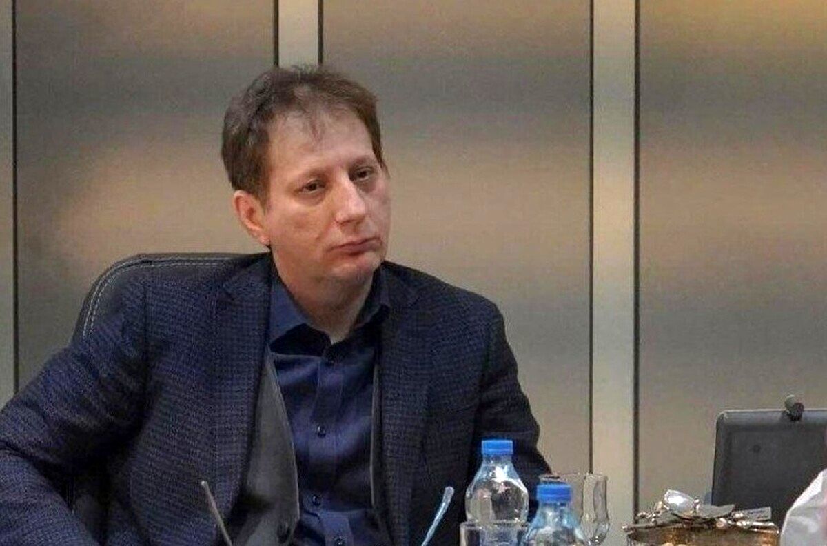 از مجسمه بابک زنجانی در قوه قضائیه رونمایی شد!