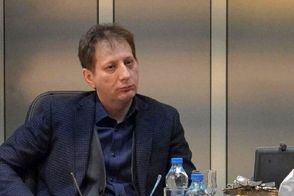 از مجسمه بابک زنجانی در قوه قضائیه رونمایی شد!