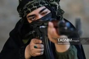 تصویر خبرگزاری تسنیم از دختران «جان‌فدا» در تونل و با لباس خاکی