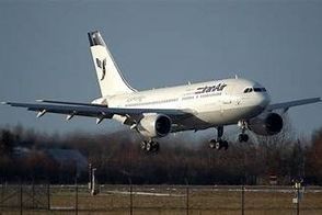 فرود زیبای هواپیمای ایرباس A380 در فرودگاه هیترو لندن