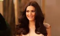 خانم بازیگر مشهور ترک حتی با استایل ساده هم جذاب است!