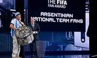 بامزه‌ترین برنده دِ بِست 2022؛ یادگاری مارادونا