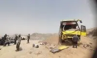 واژگونی اتوبوس مشهد به شیراز در تفت