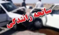تصادف عجیب اتوبوس با ستون سیمانی