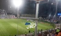 تماشاگرانی که یواشکی نیمه‌نهایی حذفی را دید زدند!