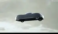 با این ماشین جذاب در ترافیک پرواز کنید!