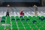 اعتراض کارگران ورزشگاه آزادی به پرداخت نشدن حقوق 