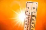 یخچال خیابانی برای مقابله با گرمازدگی