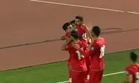 مهدی قایدی با این گل خوشگل، اشتباهش را جبران کرد