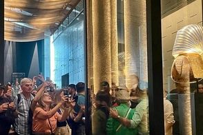 «گنج فرعون توت‌عنخ‌آمون» برای اولین بار به صورت یکجا به نمایش درآمد