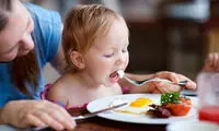 چگونه وقتی بچه کوچک دارید، سالم غذا بخورید؟