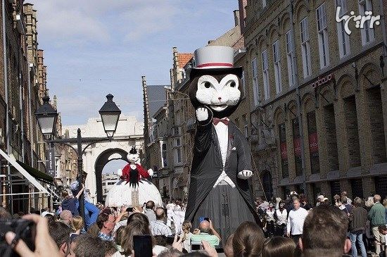 جشنواره رژه و پرتاب گربه‌ها در بلژیک