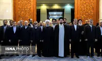 رییس جمهور و هیات دولت در حرم امام (ره)