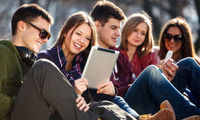 چرا نسل جدید به فضای مجازی پناه برده اند؟