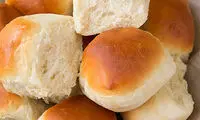 طرز تهیه نان لقمه‌ای؛ سریع با بافتی عالی