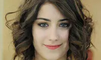 هنرپیشۀ معروف ترکیه آشپز می‌شود!