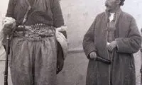 ارباب قاجاری و بادیگاردش!