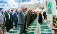 عکس: اقتدای منتخبان مجلس به روحانی