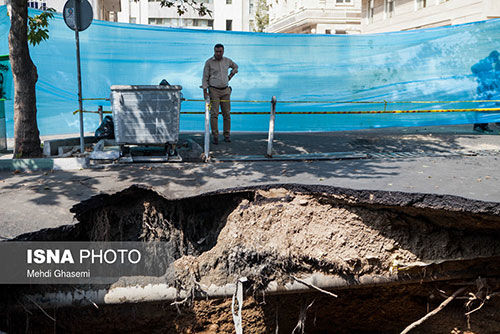 نشست زمین در خیابان پیامبر به روایت تصویر