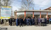 حضور بی‌شمار مسئولان برای افتتاح چند مغازه!