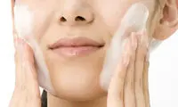 فرمول ساخت شیرپاک‌کن طبیعی و ارزان در خانه