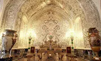 سمپاشی، کاخ گلستان را تعطیل کرد