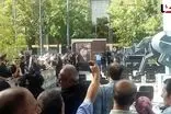 ویدئوی زشتی که از حاشیه مراسم خاکسپاری اکبر عبدی منتشر شد