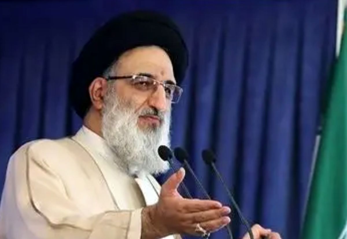   امام جمعه کرج: کمبود آب و برق کار دشمنان است 