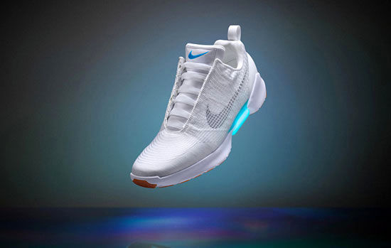 عرضه‌ی کتانی هوشمند HyperAdapt نایک