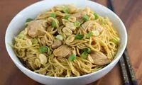 نودل چینی؛ یک غذای فوری و تمام عیار