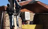 تصاویر: حرکت خطرناک چند تماشاگر گهر درود
