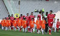 عکس: دروغ درخشان در برنامه زنده