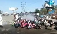 جنجال بر سر ضدعفونی‌ کردنِ کارگران در هند