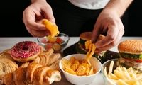 ۷ نکته جالب درباره کاهش پرخوری استرسی