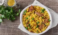پلوی گوشت و نخودفرنگی