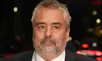 کارگردانی که مقابل اتهامات جنسی از خود دفاع کرد