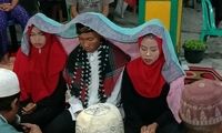 ازدواج همزمان با ۲ دختر برای جلوگیری از دل‌شکستن!