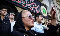 عکس: هوادارن‌ پاشایی مقابل بیمارستان