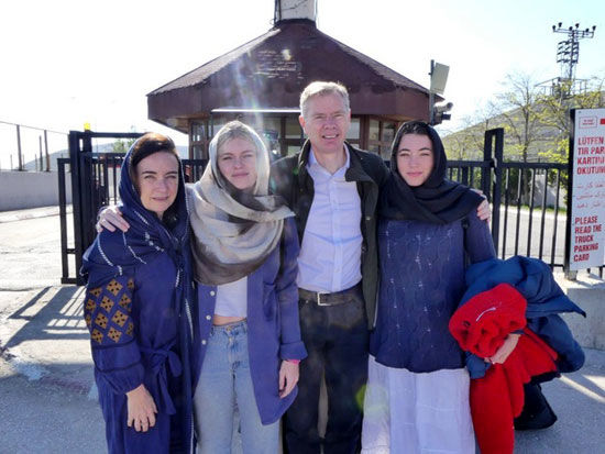 سفیر جدید انگلیس و خانواده‌اش در تهران