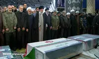 اقامه نماز رهبر انقلاب بر پیکر شهید قاسم سلیمانی