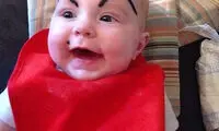 وقتی پدر چشم مادر بچه را دور می‌بینه!