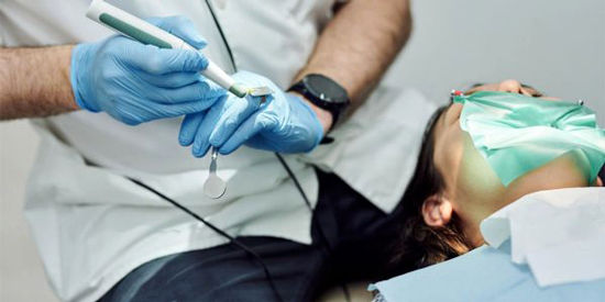 بهترین متخصص عصب کشی دندان کیست؟